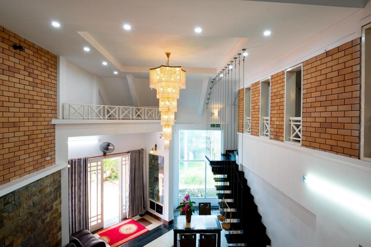 Golden Star Villa フエ エクステリア 写真