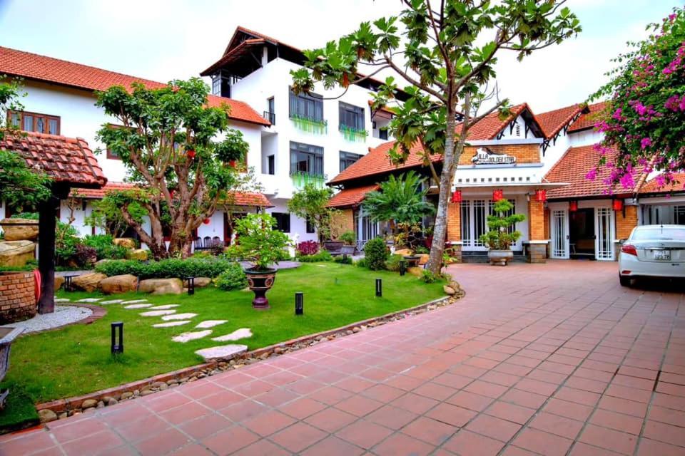 Golden Star Villa フエ エクステリア 写真
