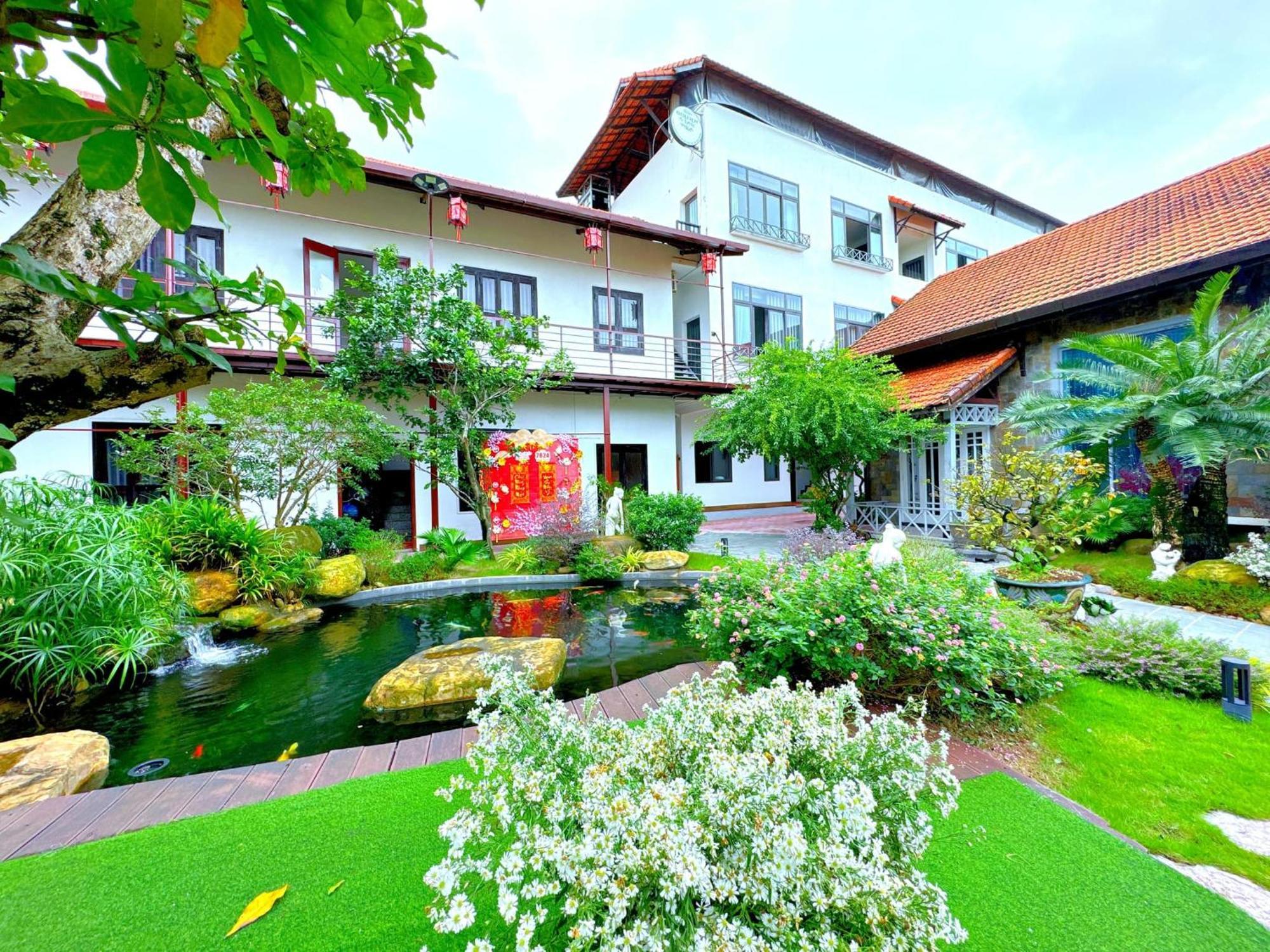 Golden Star Villa フエ エクステリア 写真